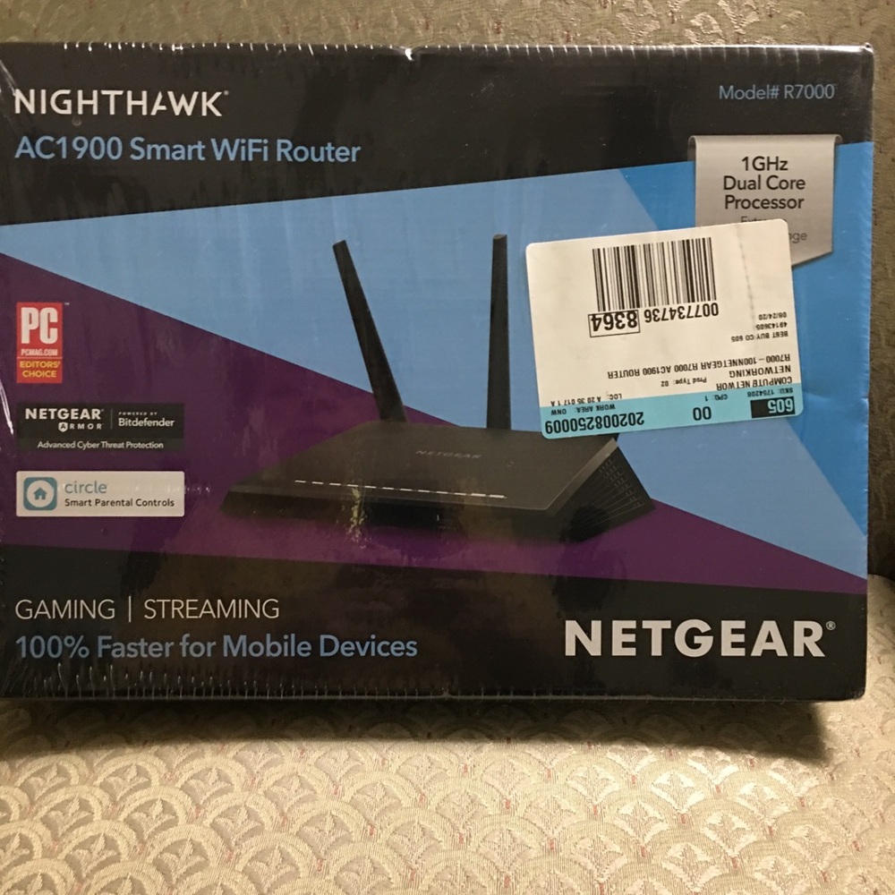 NETGEAR Nighthawk AC1900 Smart WiFi Router.